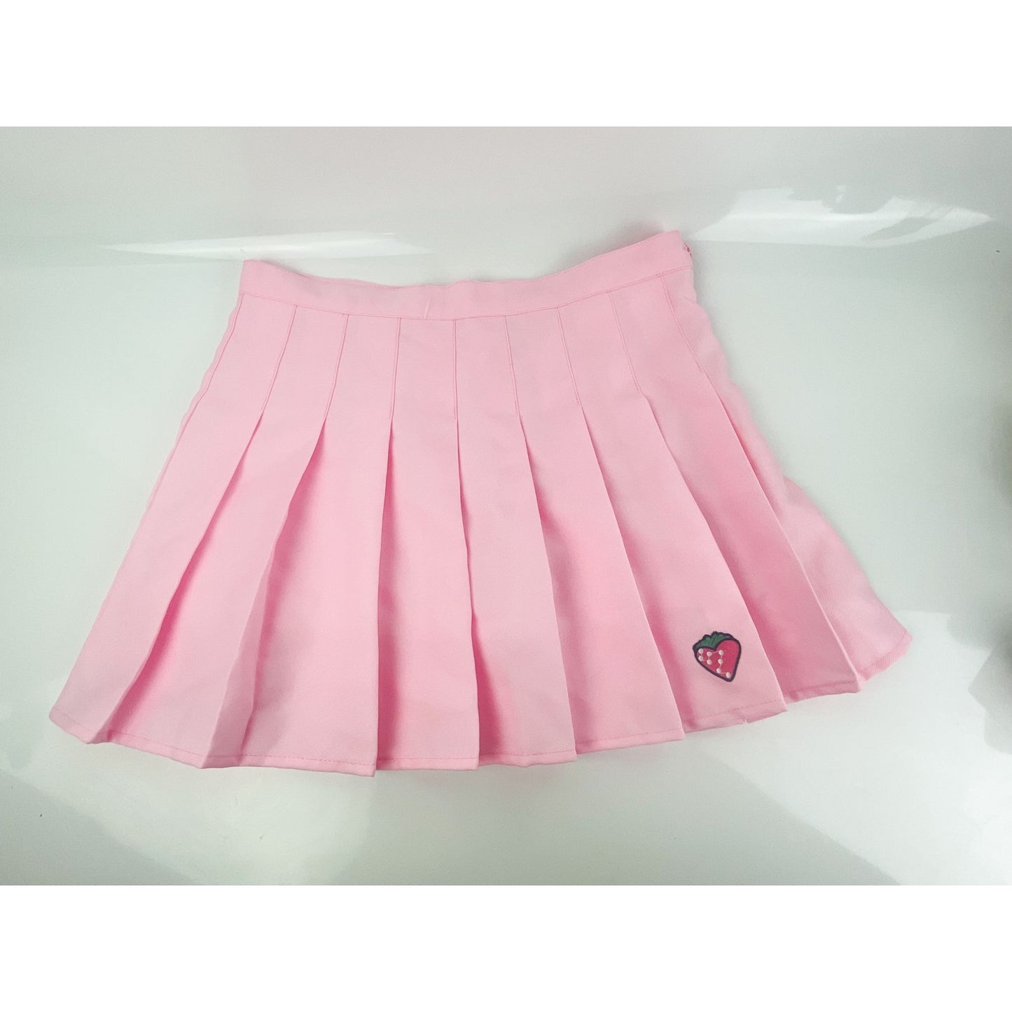 Pink Pleated Tennis Skirt With Strawberry Embroidered