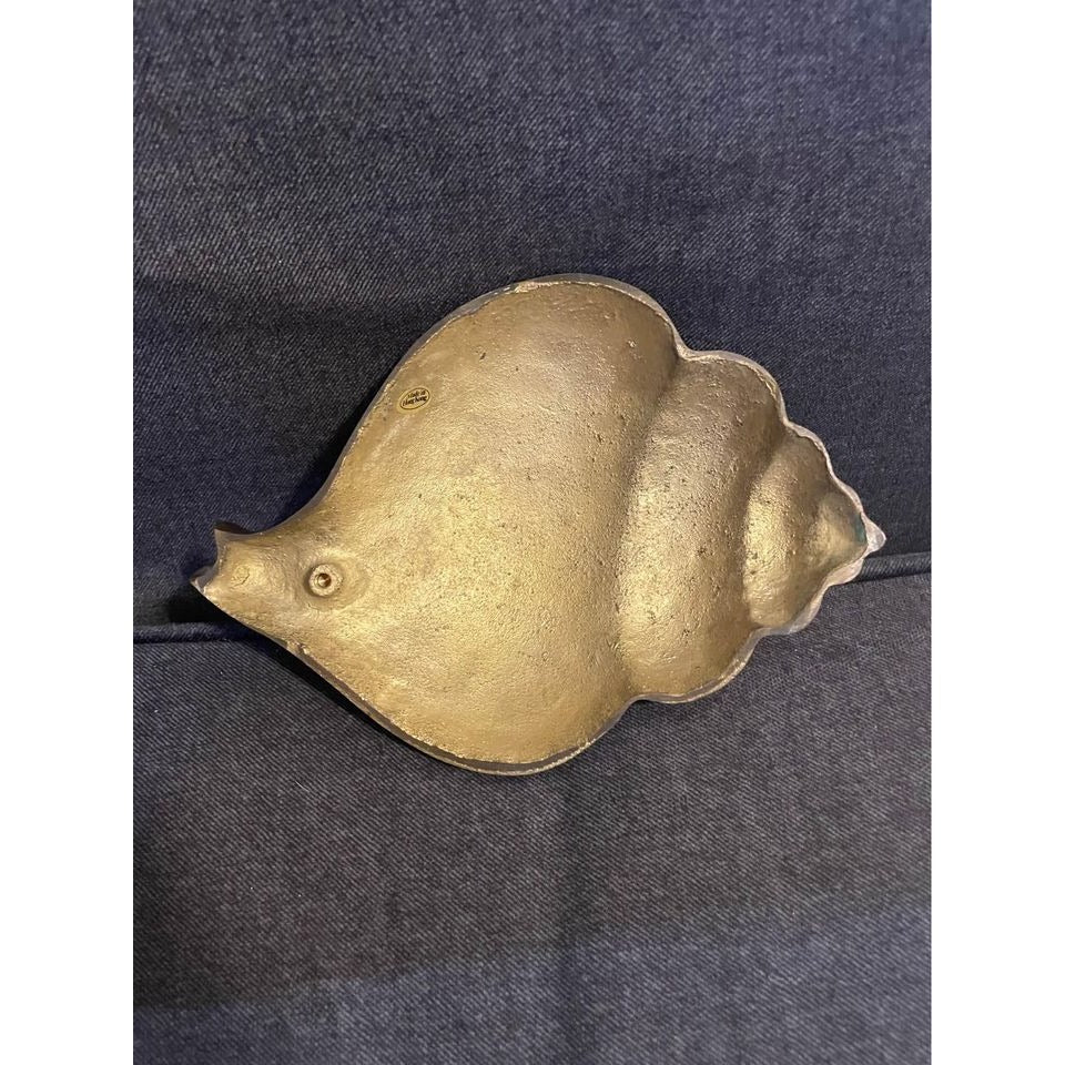 Vintage wall hanging mid century modern heavy brass sea conch shell nautilus art